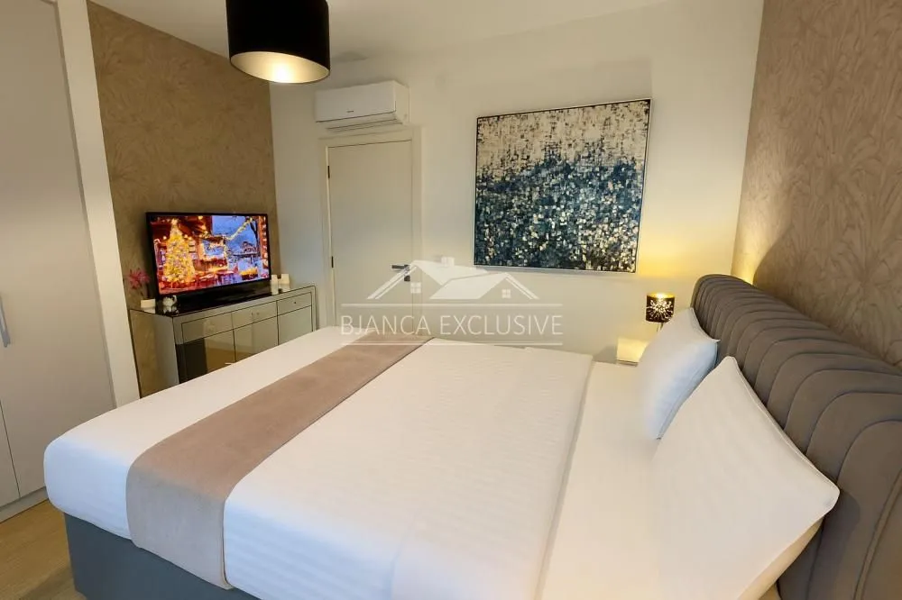 Sale, three bedroom apartment, 76m², Savski Venac, Beograd