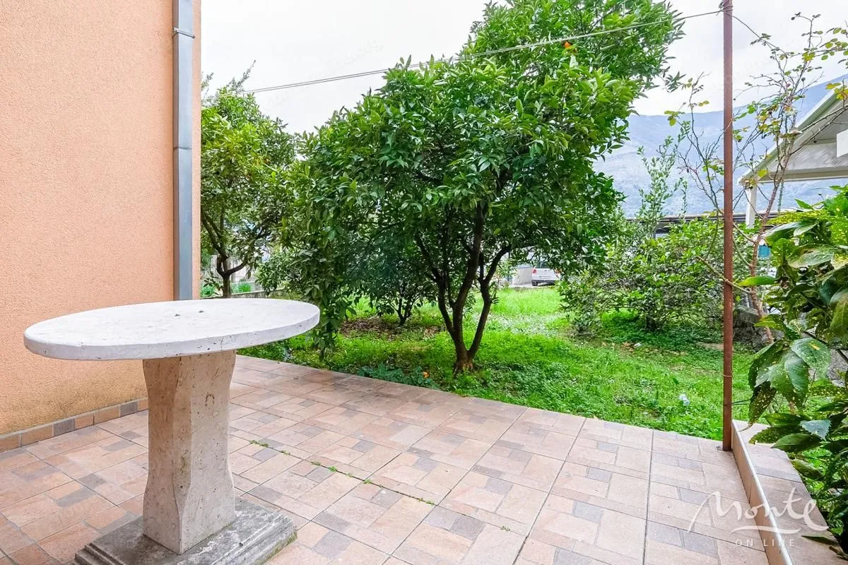 Prodaja, kuća, 250m², Dobrota, Kotor