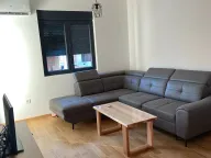 Izdavanje, dvosoban stan, 55m², City Kvart, Podgorica - image 1