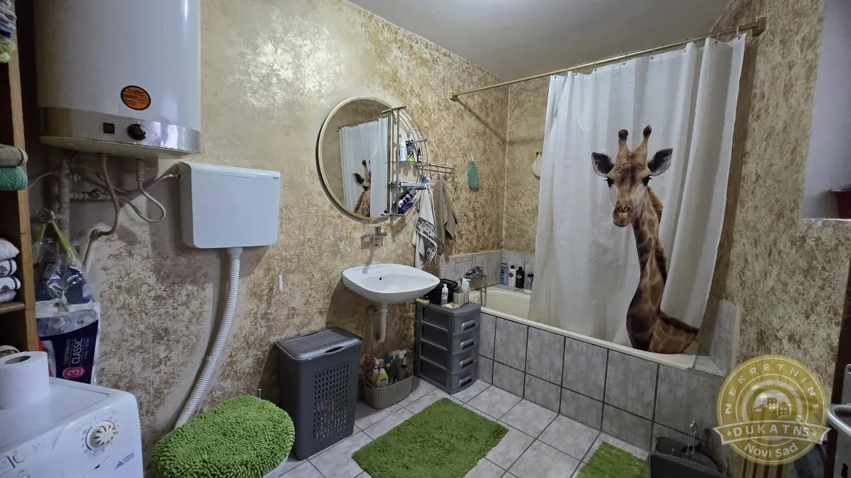 Prodaja, trosoban stan, 87m², Centar, Novi Sad