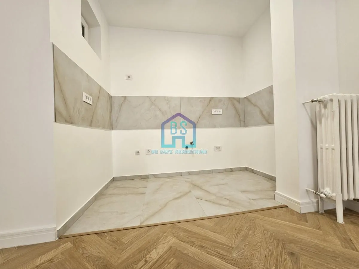 Prodaja, trosoban stan, 75m², Stari grad, Novi Sad