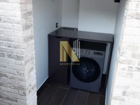 Sale, four bedroom apartment, 176m², Centar, Novi Sad - image 21