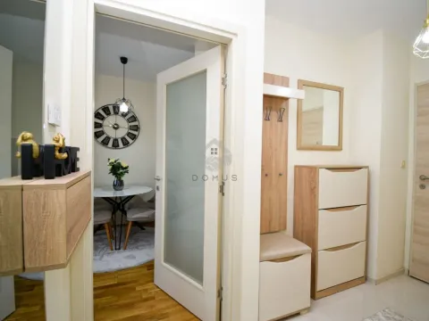 Rent, two bedroom apartment, 60m², City Kej, Podgorica - image 9