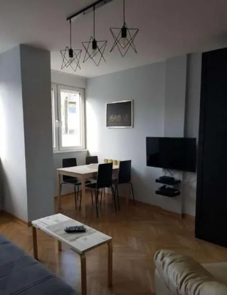 Izdavanje, dvosoban stan, 50m², Stari Grad, Beograd