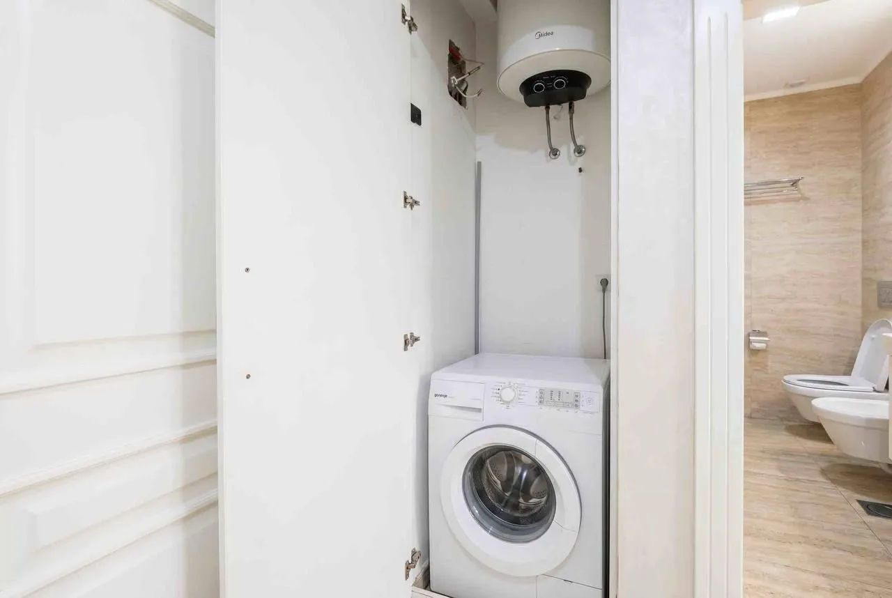 Izdavanje, jednosoban stan, 44m², Centar, Budva
