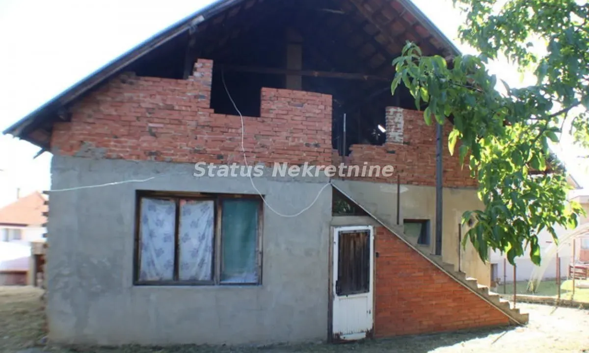 Prodaja, kuća, 79m², Centar, Topola