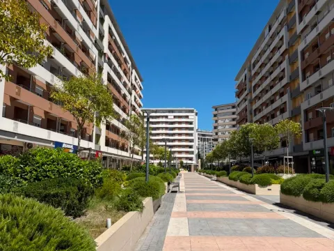Sale, office space, 57m², Central Point, Podgorica - image 4