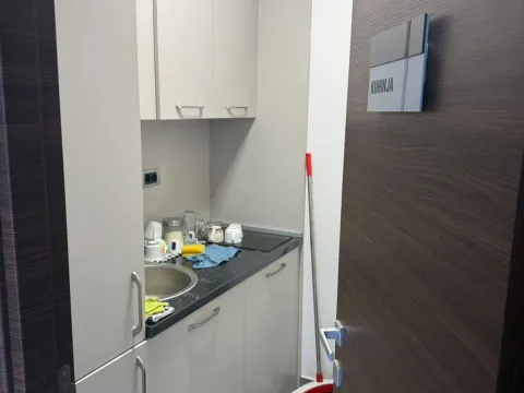 Izdavanje, poslovni prostor, 120m², Zabjelo, Podgorica - image 5