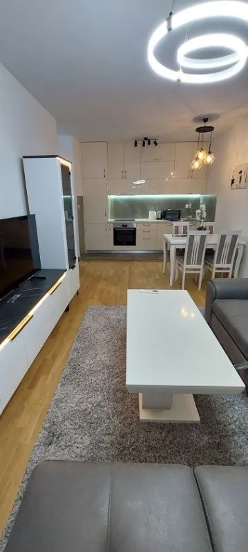 Izdavanje, jednosoban stan, 45m², Zabjelo, Podgorica