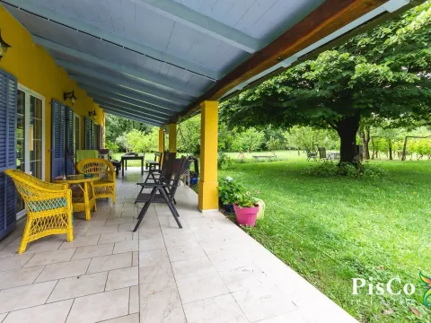 Sale, house, 150m², Danilovgrad, Crna Gora - image 1