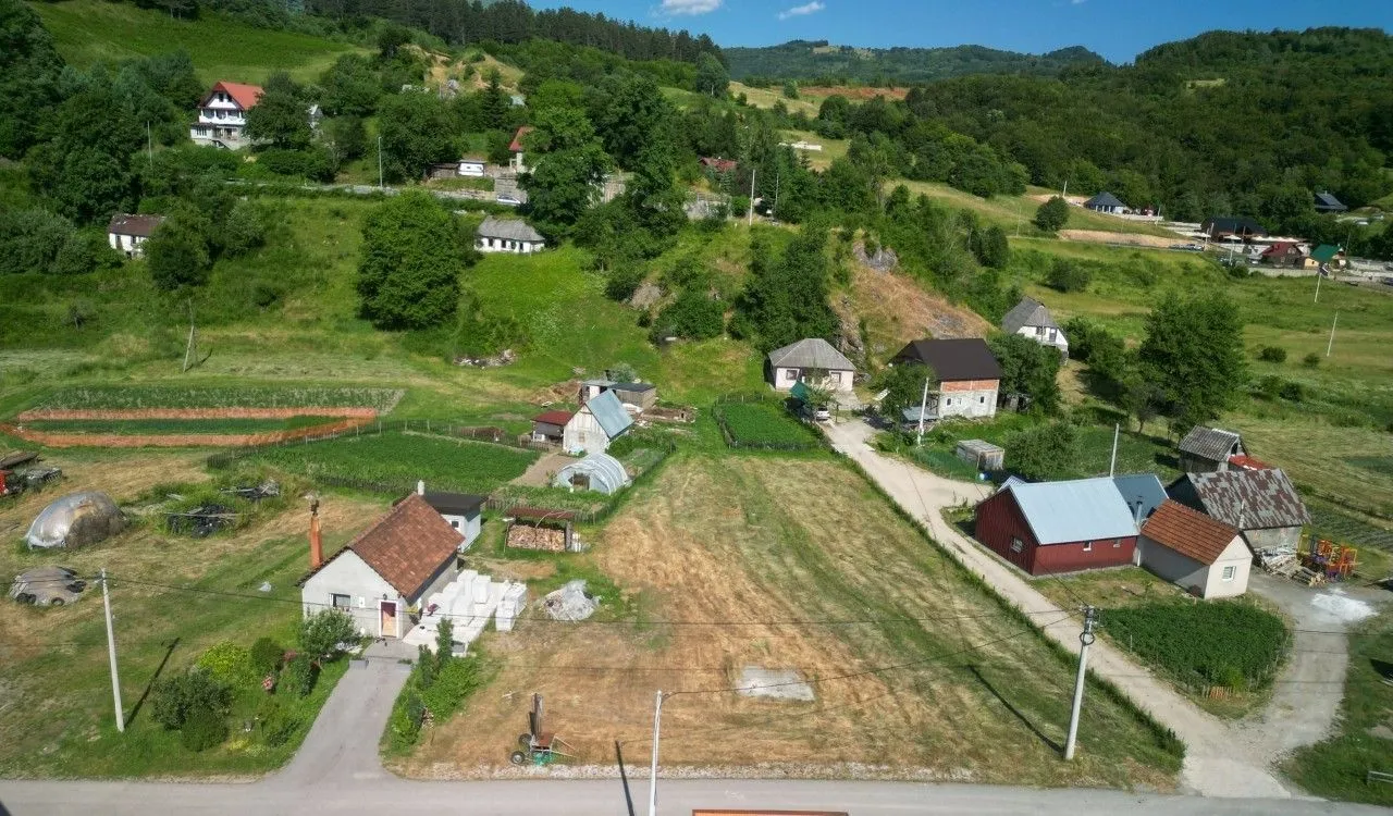 Prodaja, plac, 2000m², Centar, Kolašin