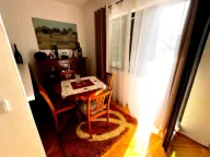 Rent, three bedroom apartment, 80m², Cetinje, Crna Gora - image 10