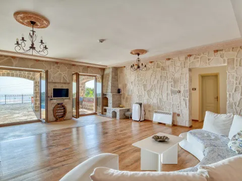 Sale, house, 388m², Petrovac, Budva - image 8