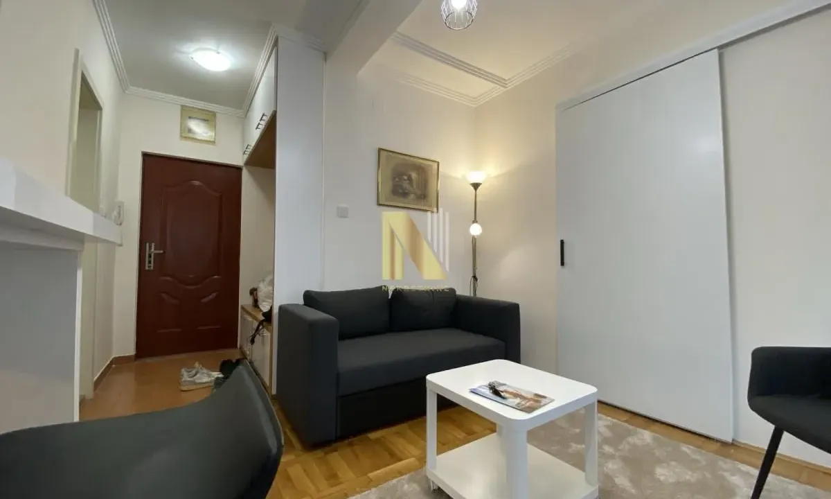 Izdavanje, jednosoban stan, 31m², Salajka, Novi Sad Sve Podlokacije