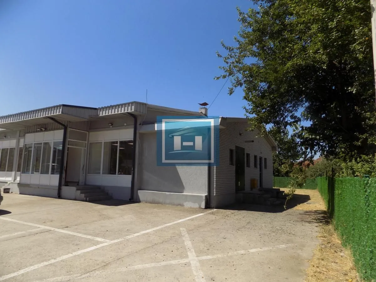 Izdavanje, poslovni prostor, 322m², Paraćin, Srbija