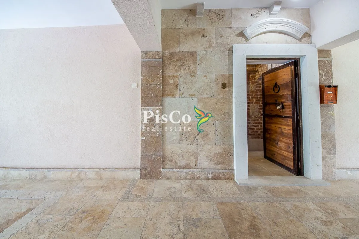 Rent, office space, 42m², Centar, Podgorica