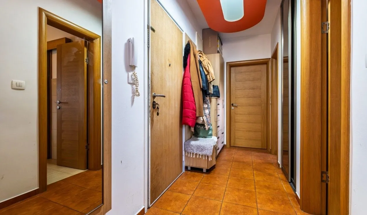 Prodaja, trosoban stan, 136m², Podgorica, Crna Gora