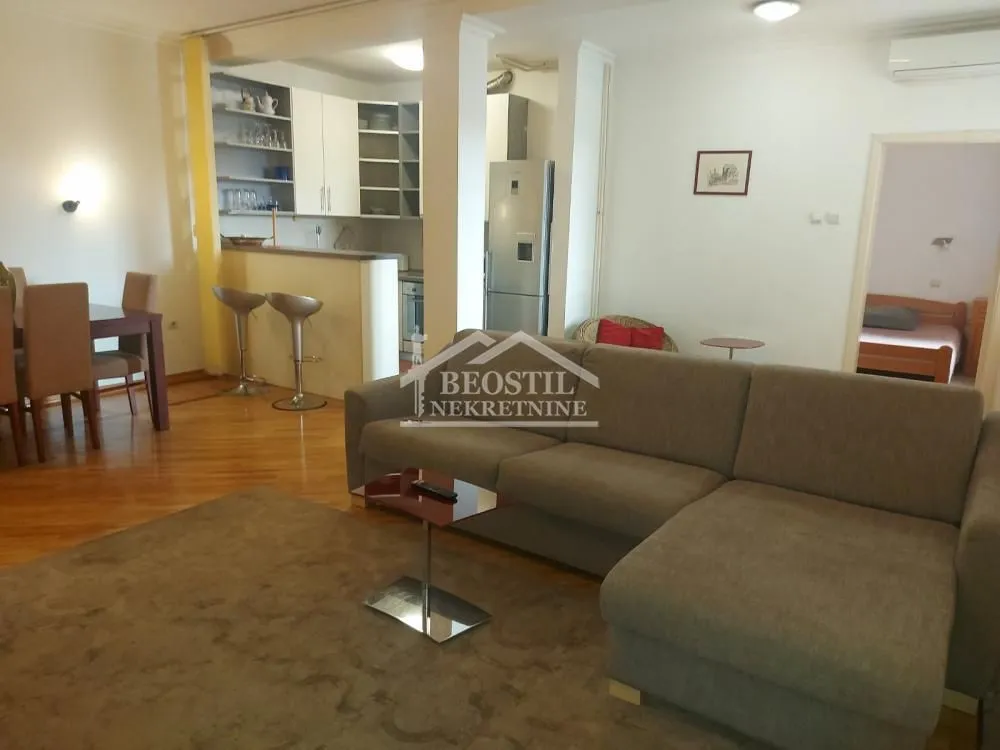 Izdavanje, dvosoban stan, 58m², Zvezdara Sve Podlokacije, Beograd