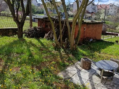 Sale, house, 300m², Sremčica, Beograd - image 10