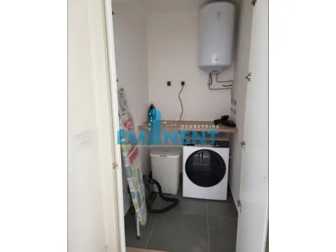 Izdavanje, dvosoban stan, 53m², Savski Venac, Beograd - image 12