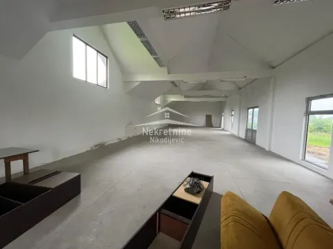 Rent, office space, 240m², Arnajevo, Barajevo - image 1