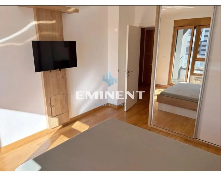 Izdavanje, dvosoban stan, 56m², Novi Beograd Blok 65, Novi Beograd Sve Podlokacije