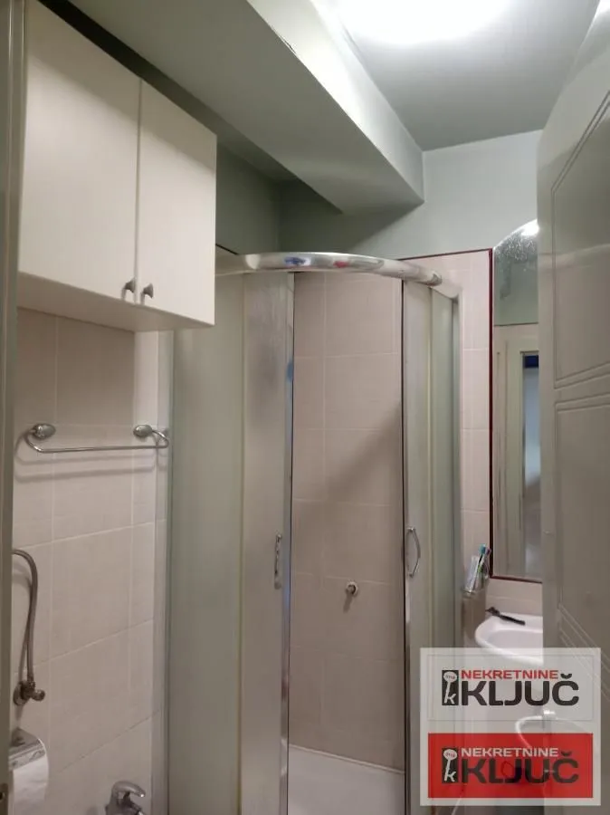 Prodaja, četvorosoban stan, 114m², Spens, Novi Sad Sve Podlokacije