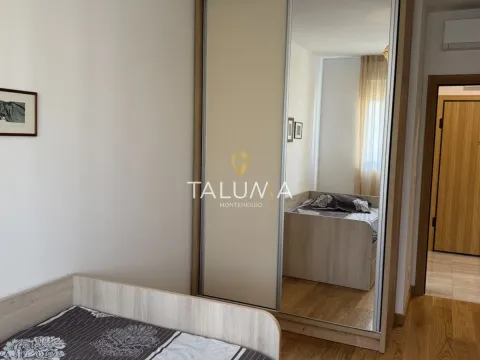 Izdavanje, dvosoban stan, 72m², City Kvart, Podgorica - image 9