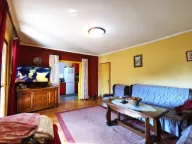 Prodaja, kuća, 98m², Tološi, Podgorica - image 1