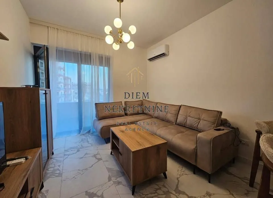 Rent, one bedroom apartment, 55m², Ilino, Bar