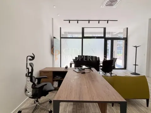 Rent, office space, 121m², Master Kvart, Podgorica - image 9