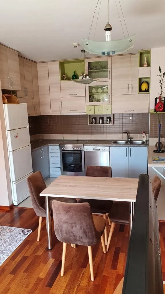 Rent, two bedroom apartment, 74m², City Kvart, Podgorica