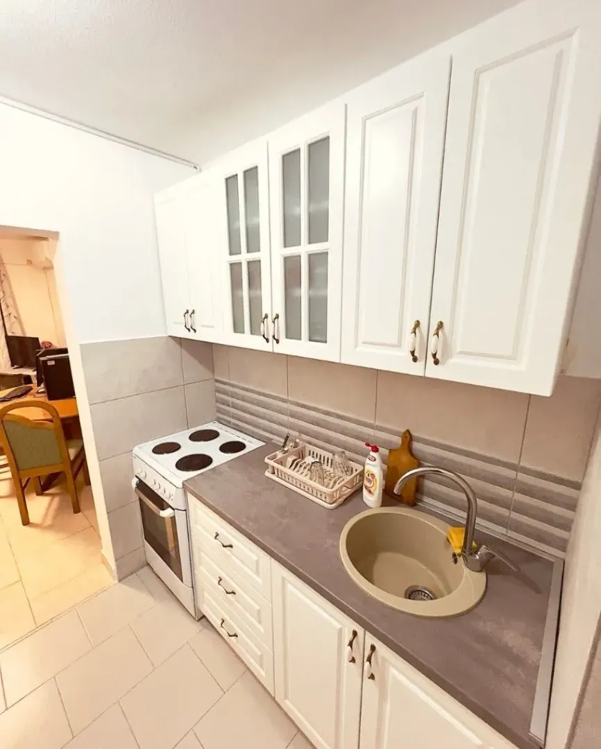 Rent, one bedroom apartment, 63m², Kava, Tivat
