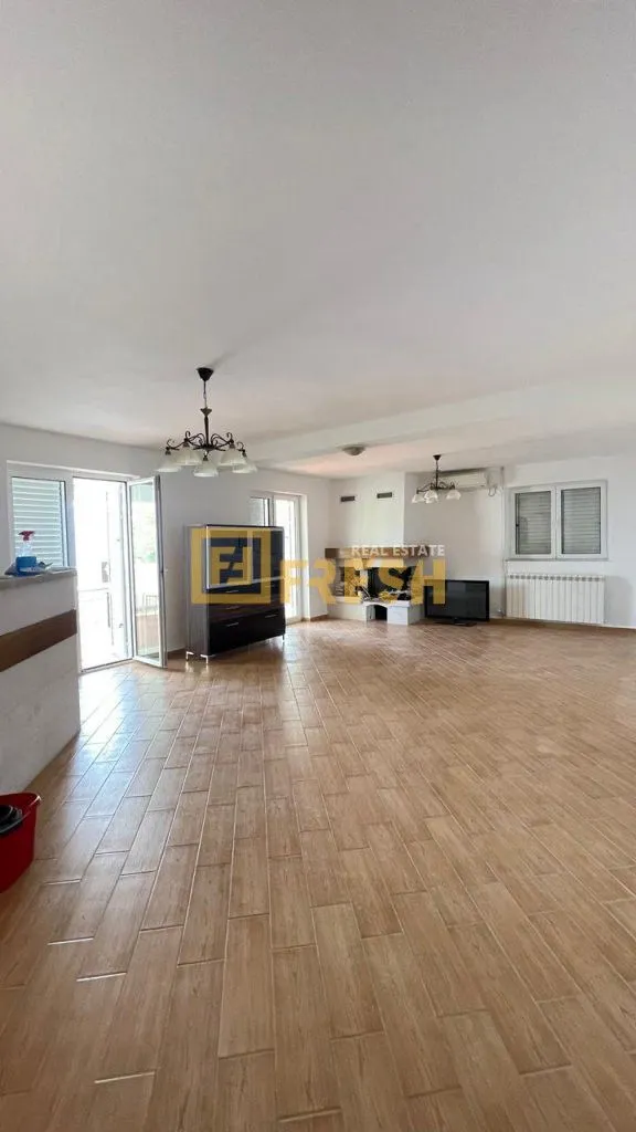 Prodaja, kuća, 185m², Tivat, Crna Gora