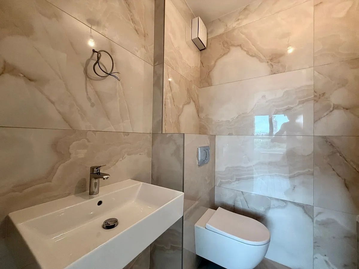 Izdavanje, poslovni prostor, 70m², Novi Beograd Blok 65, Novi Beograd Sve Podlokacije