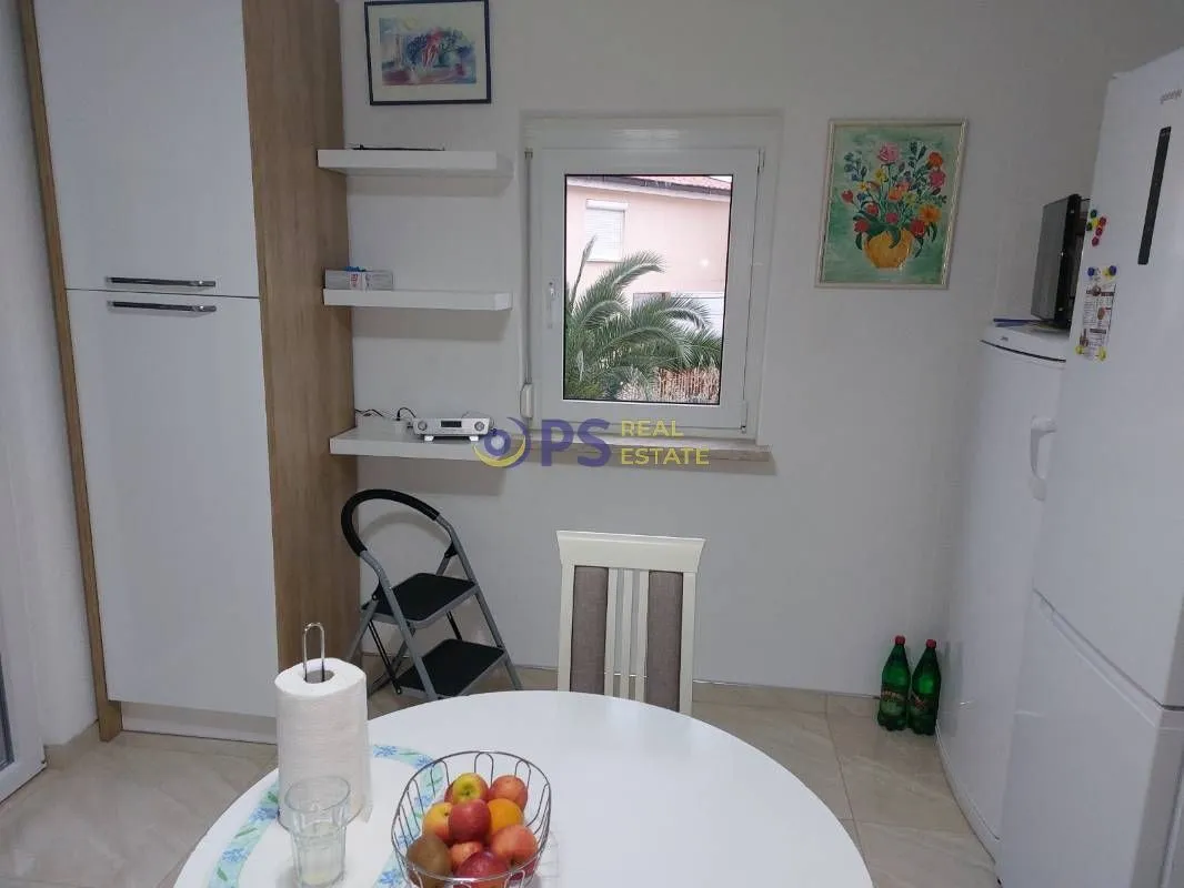 Rent, house, 120m², Bar, Crna Gora