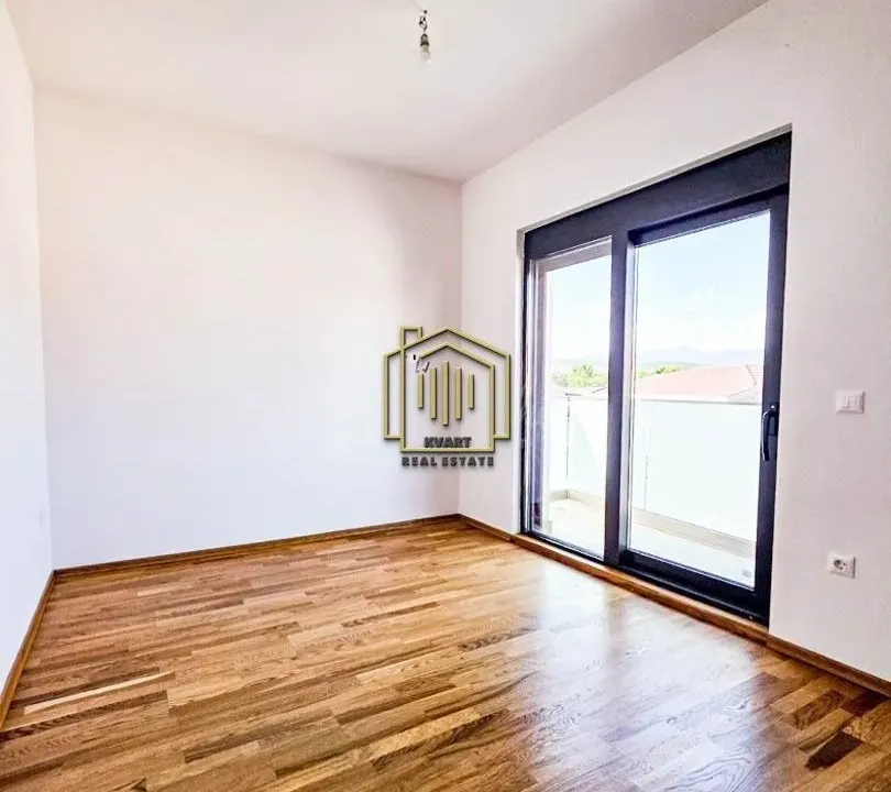 Izdavanje, stan, 22m², Tološi, Podgorica