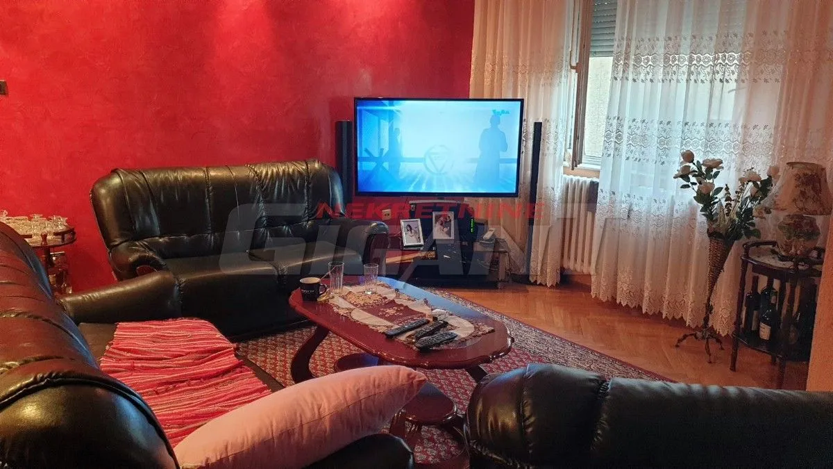 Sale, three bedroom apartment, 93m², Karaburma, Palilula Sve Podlokacije