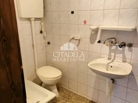 Sale, three bedroom apartment, 75m², Cerak, Beograd - image 11