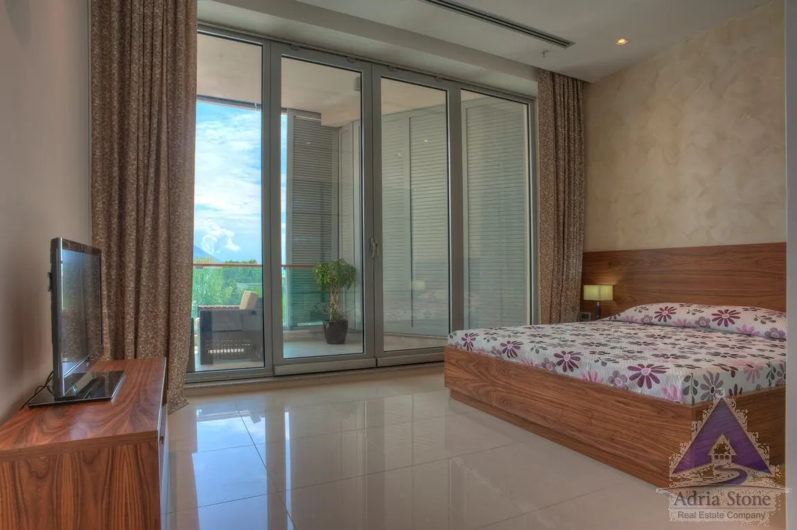 Sale, two bedroom apartment, 95m², Centar, Budva