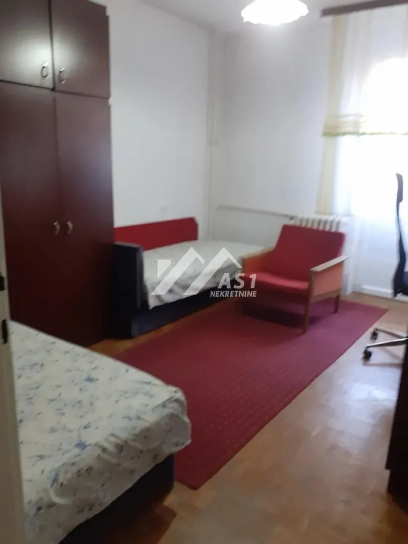 Izdavanje, dvosoban stan, 59m², Grbavica, Novi Sad Sve Podlokacije