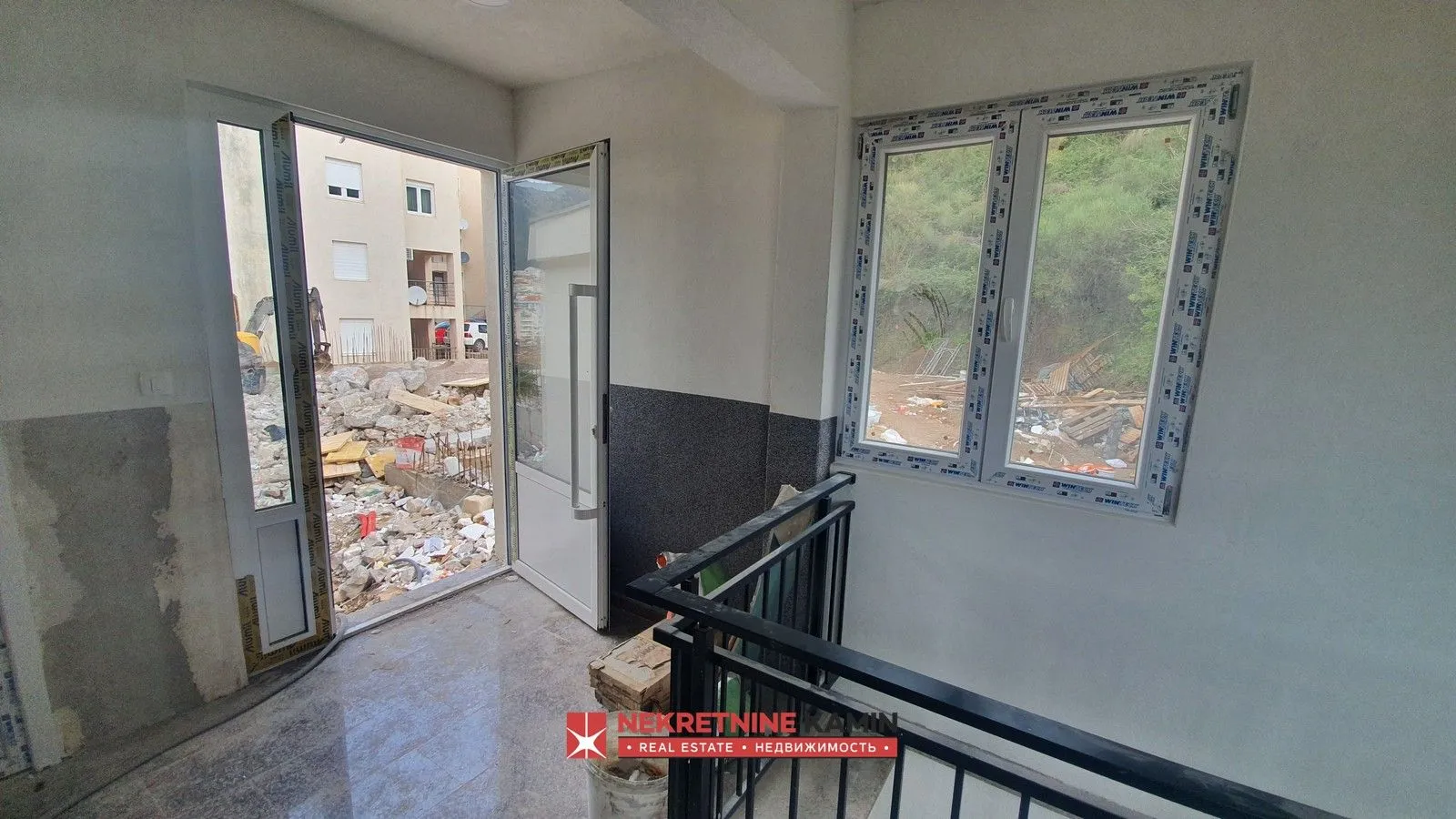 Prodaja, jednosoban stan, 41m², Podkošljun, Budva