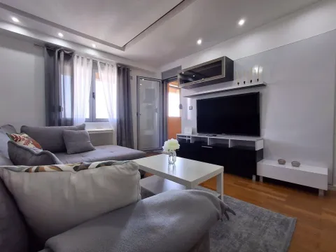 Sale, apartment, 51m², Stari Aerodrom, Podgorica - image 2