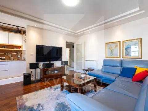 Sale, two bedroom apartment, 68m², Central Point, Podgorica - image 2