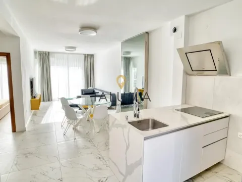 Prodaja, dvosoban stan, 60m², Petrovac, Budva