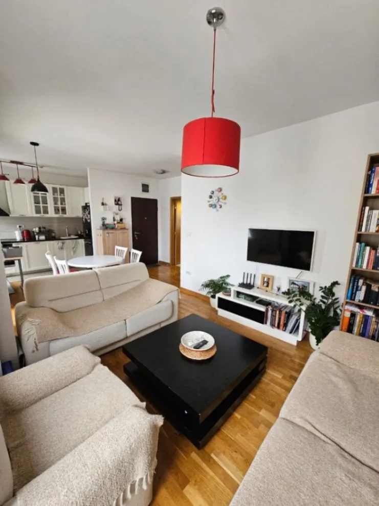 Izdavanje, jednosoban stan, 50m², City Kvart, Podgorica