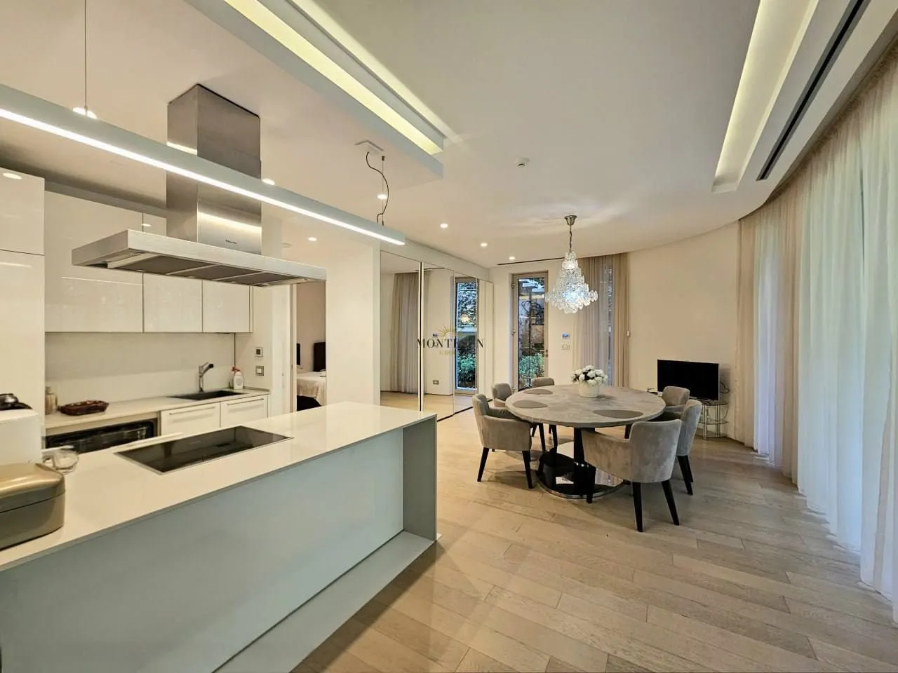 Rent, two bedroom apartment, 156m², Dukley Gardens, Budva