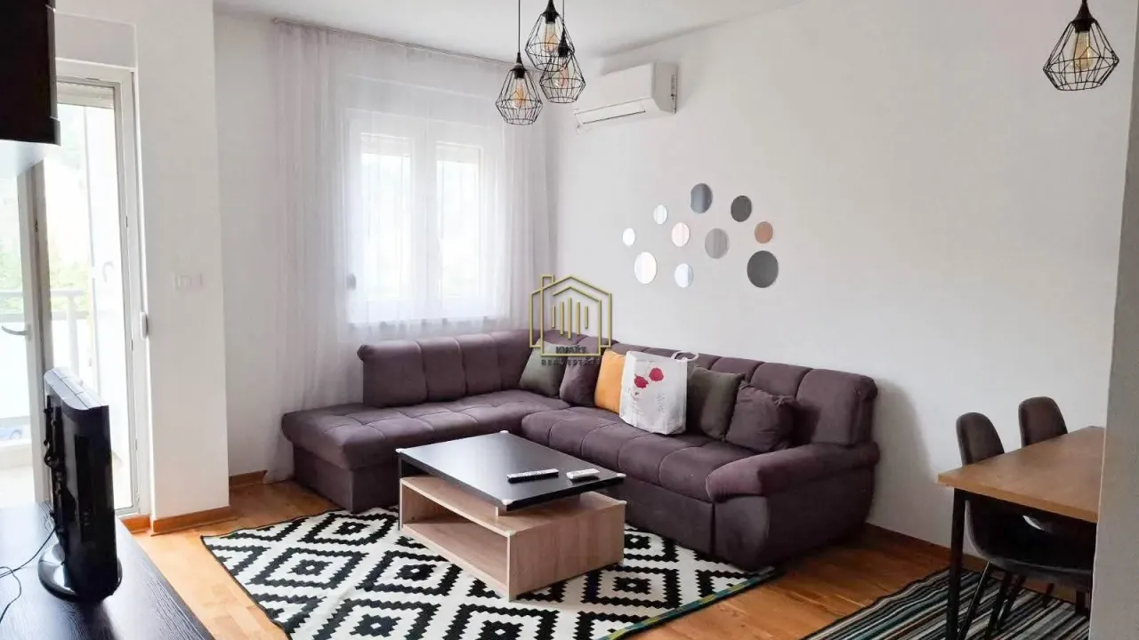Rent, one bedroom apartment, 45m², City Kej, Podgorica