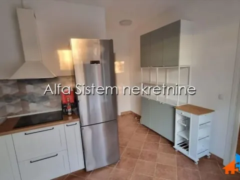 Rent, four bedroom apartment, 130m², Savski Venac, Beograd - image 5