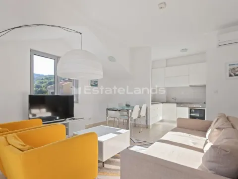 Sale, one bedroom apartment, 63m², Morinj, Kotor - image 10